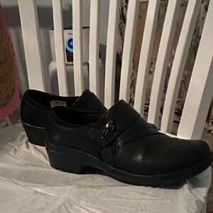 Clarks Angie Pearl slip on